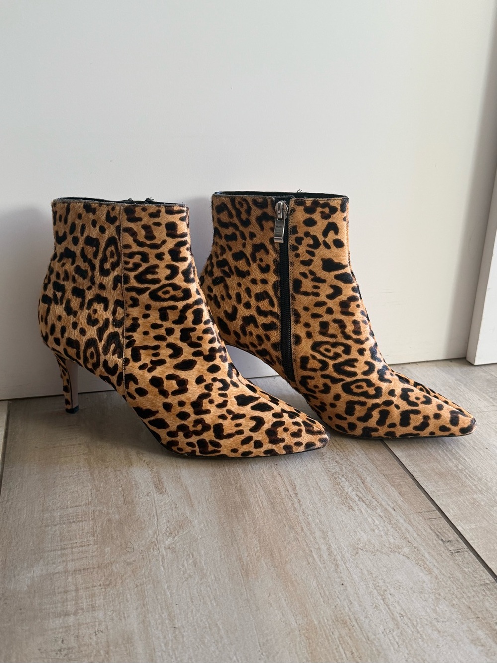 Halogen Leopard Print Pointed Toe Ankle Boots in Tan and Brown